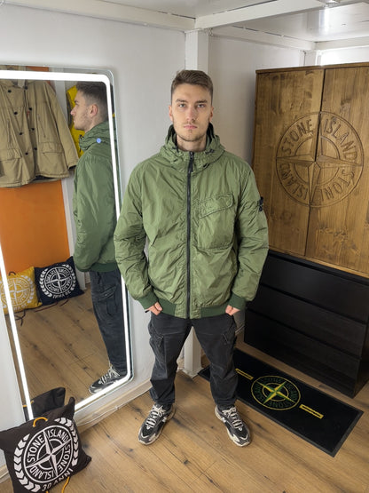 AW22 GARMENT DYED CRINKLE REPS R-NY WITH PRIMALOFT-TC in Reseda Green