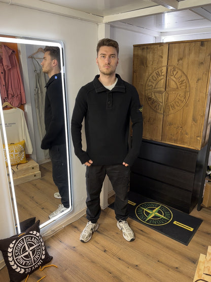 AW06 WOOL 1/4 ZIP JUMPER in Black